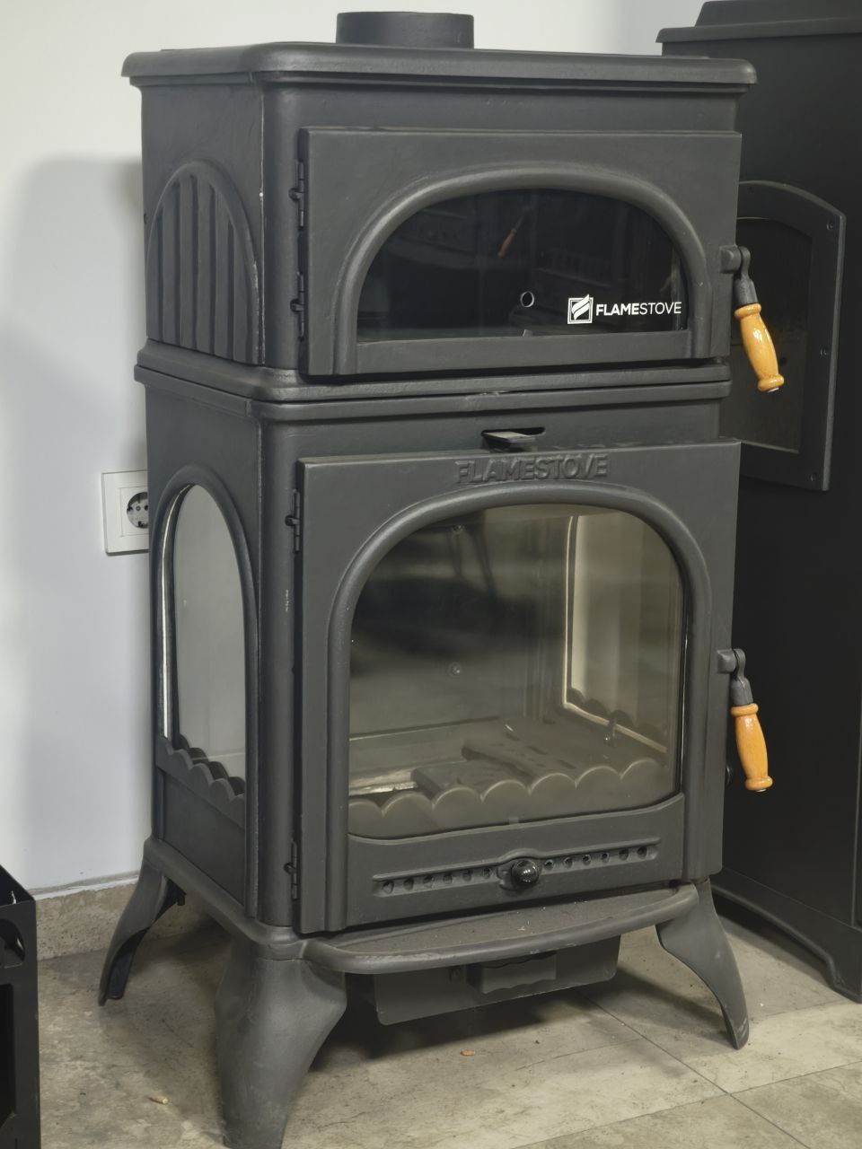 FS-024AK Modena Lüks Oven 3 camlı kuzineli Altan küllüklü Döküm Soba 3