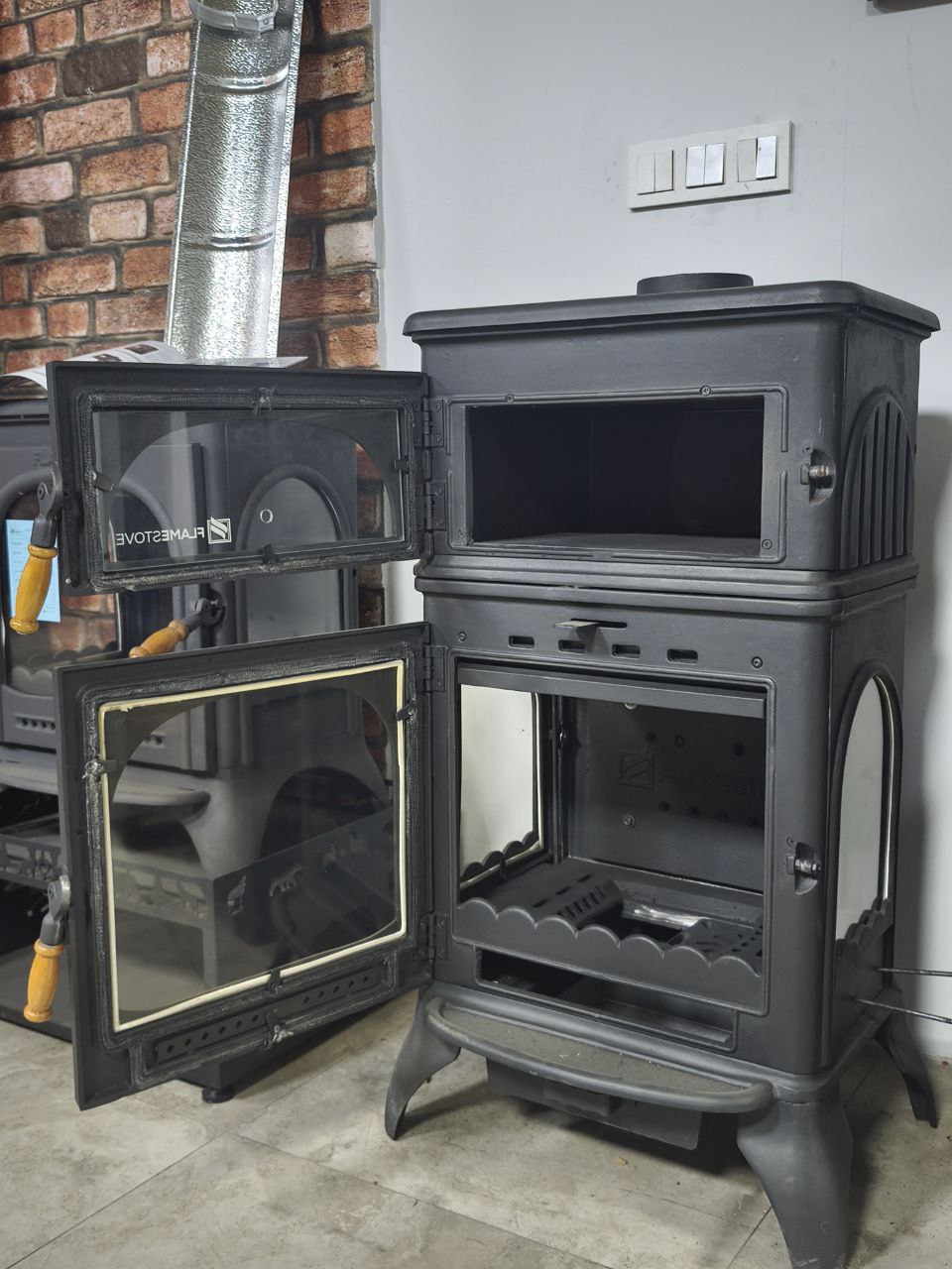 FS-024AK Modena Lüks Oven 3 camlı kuzineli Altan küllüklü Döküm Soba 11